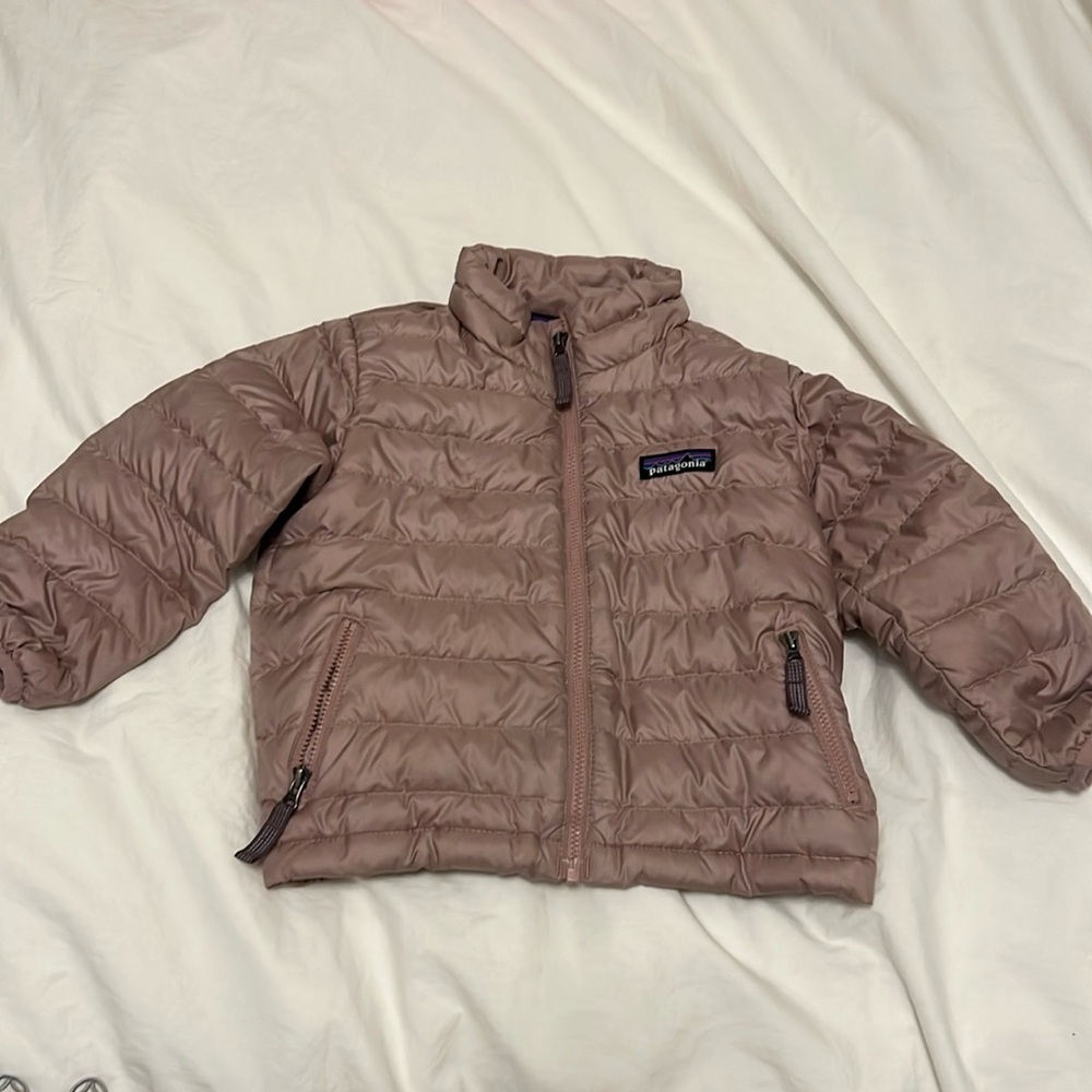 Patagonia Purple Puffer Jacket with Quilted Design